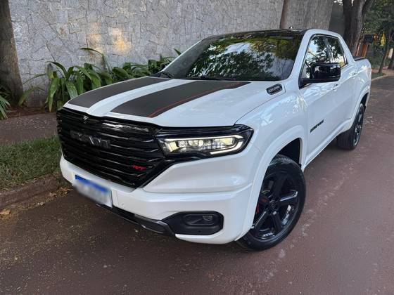 RAM RAMPAGE 2.0 HURRICANE 4 TURBO GASOLINA R/T 4X4 AUTOMÁTICO